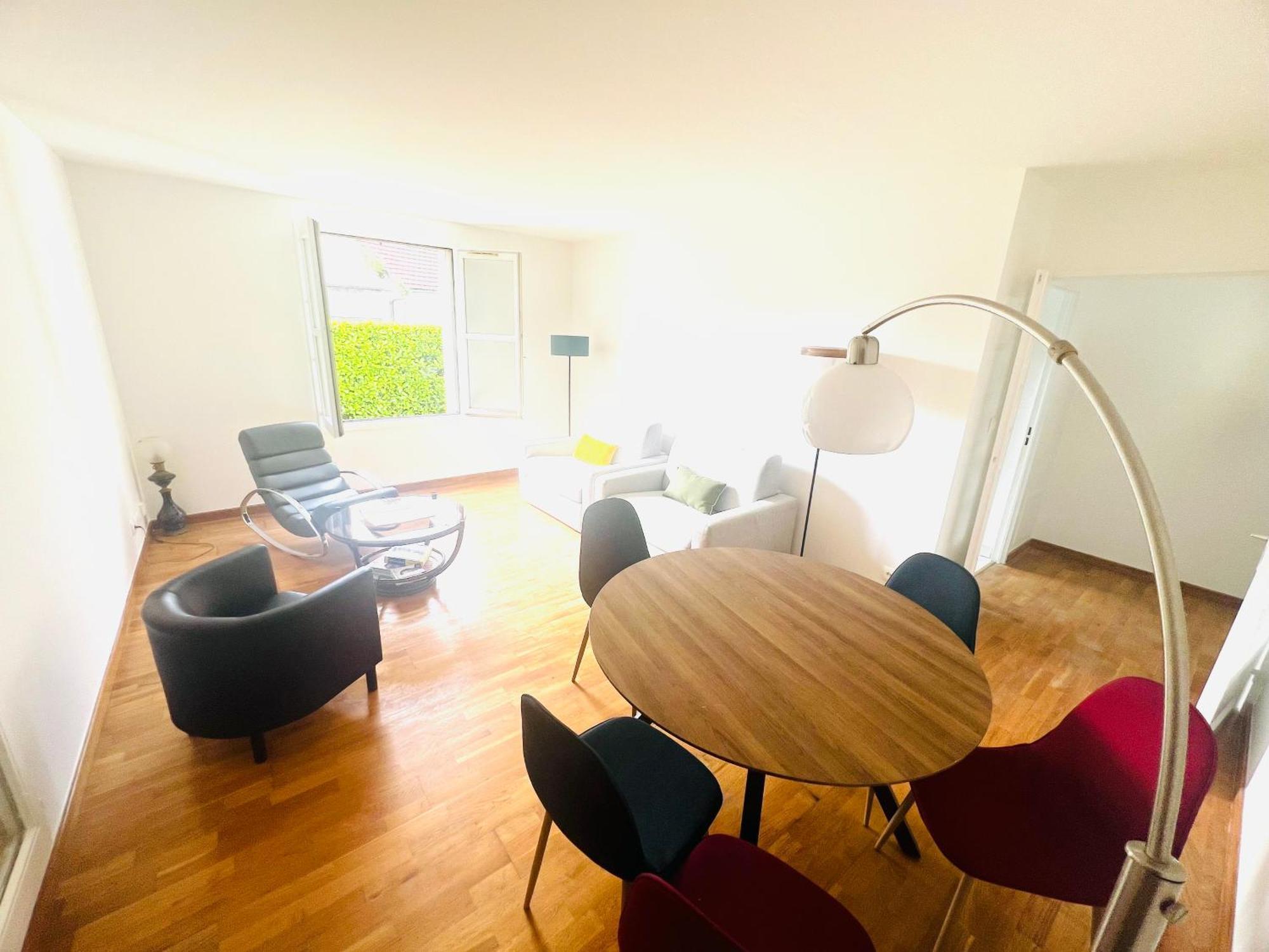 Appartement Standing Avec Jardin, 4 Personnes, Strategiquement Situe Mantes-la-Jolie ภายนอก รูปภาพ